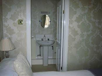Bed & Breakfast Arden House 4*